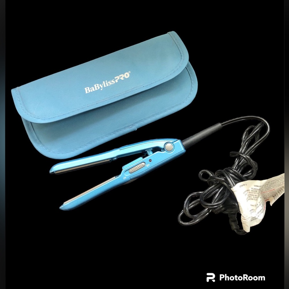 Babybliss Pro Nano Titanium Mini Iron & Pouch